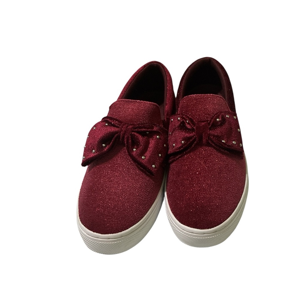 Isaac Mizrahi Red Sneakers with Bow - Picture 1 of 4